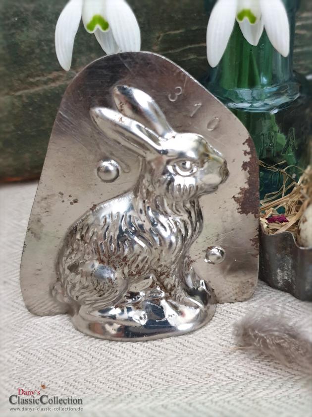 Alte Schokoladenform Hase 9 cm ~ kleiner Osterhase hockend ~ Vintage Osterdeko ~ Frohe Ostern ~ Shabby Ostern ~ Occasion ~ hx4472