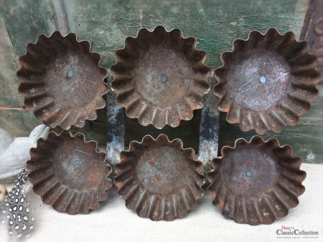 6er Muffinform ~ Vintage Landhausküche ~ Brocante ~ Shabby Deko ~ alte Backform ~ Küchendeko