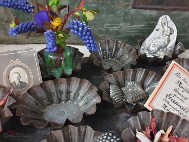 Große dekorative 12er Muffin Form ~ Vintage Landhausküche ~ Brocante ~ Shabby Deko ~ alte Backform ~ Küchendeko ~ hy5187