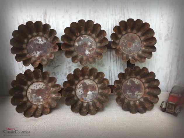6er Muffinform ~ shabby ~ Vintage Landhausküche ~ Brocante ~ Shabby Deko ~ alte Backform ~ Küchendeko ~ hw3678f6