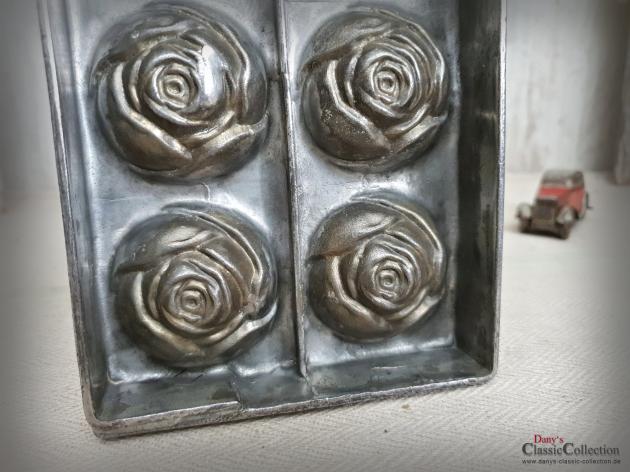 Rosen Schokoladenform ~ 10 Rosenblüten ~ Metall Gießform ~ Schokoladen Platte ~ Vintage Homedecor ~ Küchendeko ~ Sammlerstück ~ hy6165