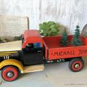 Toller großer Holzlaster ~ Ladefläche kippbar ~ Vintage Spielzeug ~ Holzspielzeug ~ Chippy painted wooden toy truck ~ ht2744