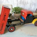 Toller großer Holzlaster ~ Ladefläche kippbar ~ Vintage Spielzeug ~ Holzspielzeug ~ Chippy painted wooden toy truck ~ ht2744