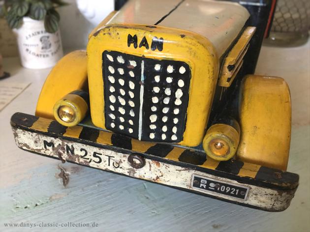 Toller großer Holzlaster ~ Ladefläche kippbar ~ Vintage Spielzeug ~ Holzspielzeug ~ Chippy painted wooden toy truck ~ ht2744