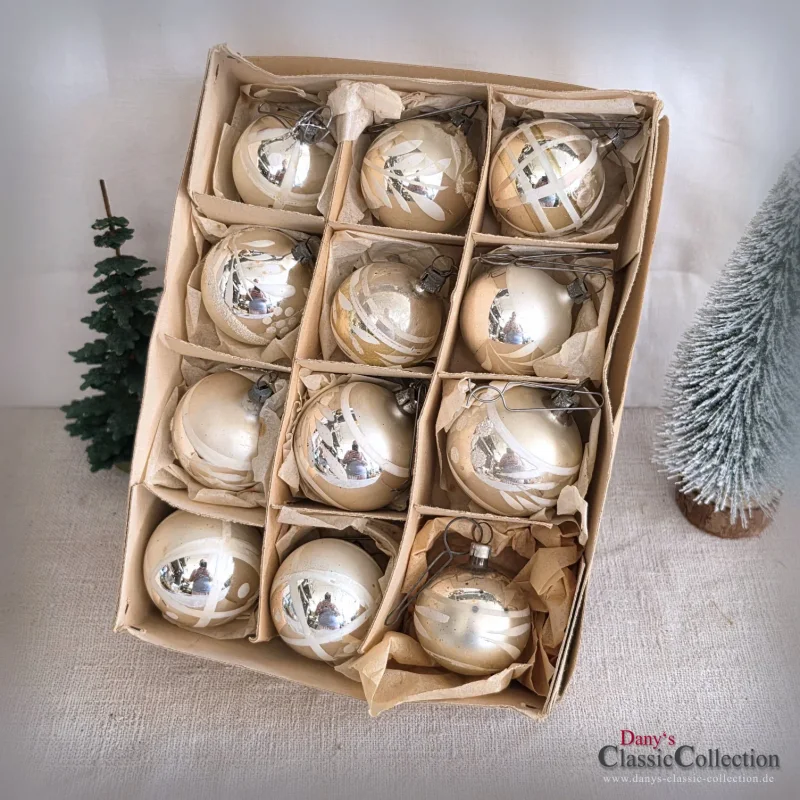 12er Box Christbaumkugeln silber antik Weihnachtskugeln Baumschmuck Nostalgie am Weihnachtsbaum Frohe Weihnachten Baumbehang