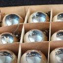 RESERVIERT! 12er Kiste Christbaumkugeln  silber ~ alter Christbaumschmuck ~ Vintage Weihnacht ~ ht2887