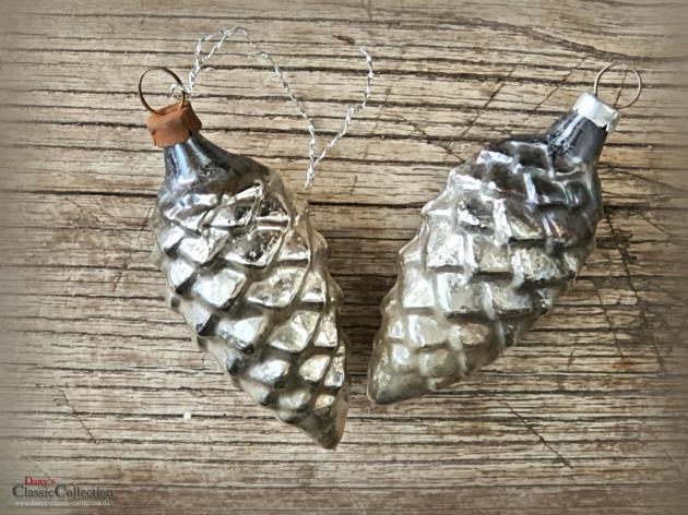 Zapfen-Duo silber ~ alter Sammlerschmuck ~ Christbaumschmuck ~ Vintage Weihnacht ~ ht2726