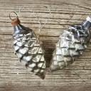 Zapfen-Duo silber ~ alter Sammlerschmuck ~ Christbaumschmuck ~ Vintage Weihnacht ~ ht2726