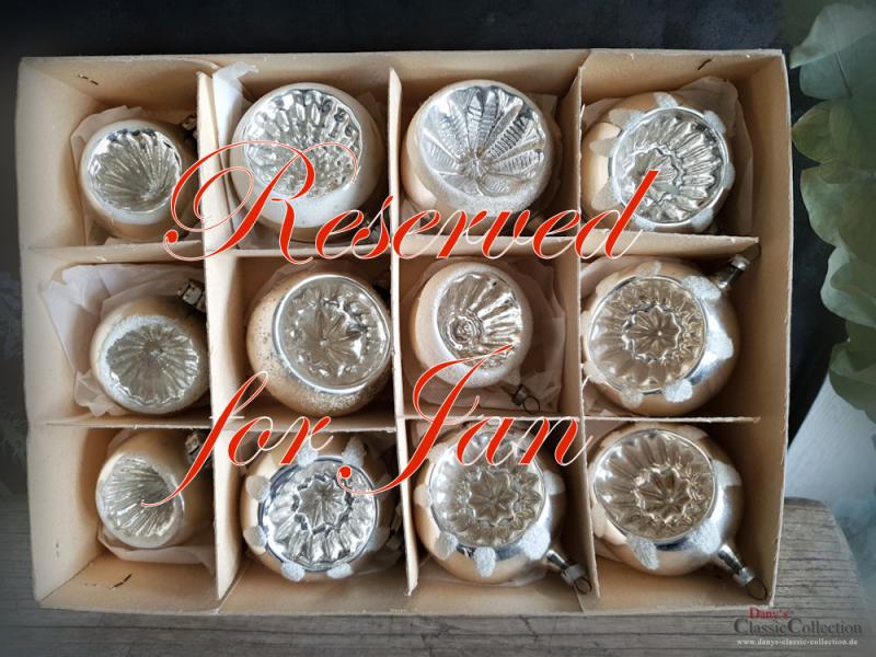 RESERVIERT! 12er Kiste Christbaumkugeln  silber ~ alter Christbaumschmuck ~ Vintage Weihnacht ~ hs2150