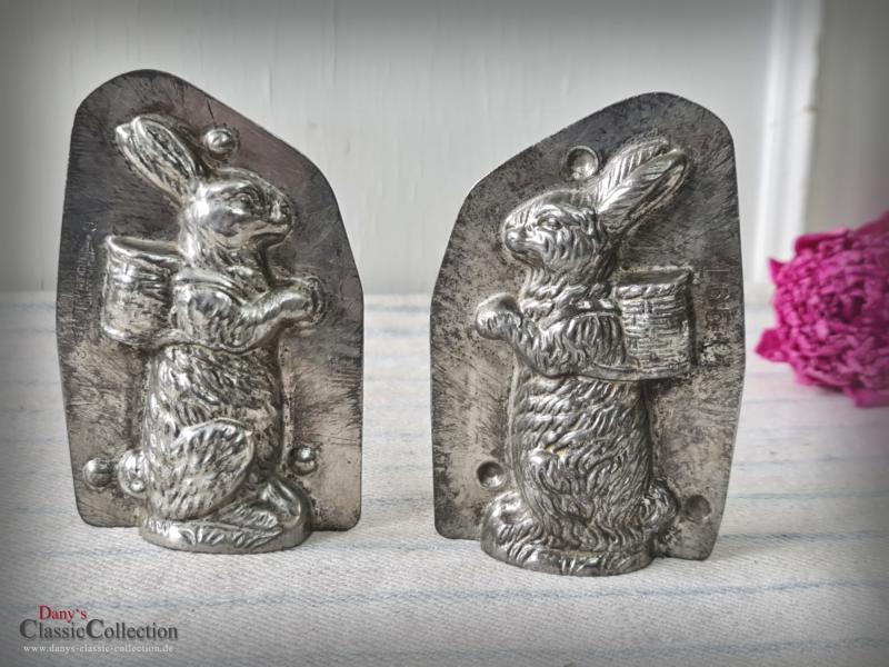 VERKAUFT ! Anton Reiche Schokoladenform 10,5 cm ~ #16511 Hase aufrecht mit Kiepe ~ Metall Form ~ Gießform ~ Vintage Osterhase ~ Frohe Ostern