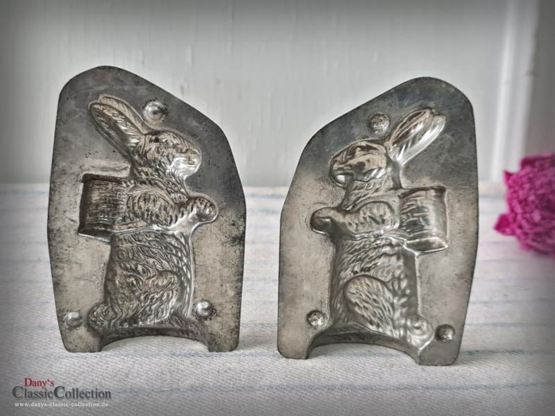 VERKAUFT ! Anton Reiche Schokoladenform 10,5 cm ~ #16511 Hase aufrecht mit Kiepe ~ Metall Form ~ Gießform ~ Vintage Osterhase ~ Frohe Ostern