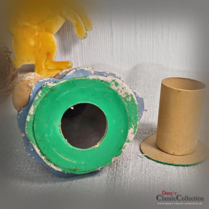 Seltene Candy Container Häsin mit Kind & Eierkorb plus Pappmaché Eierbecher ~ Osterdekoration ~ Füllhase ~ Sammlerstücke