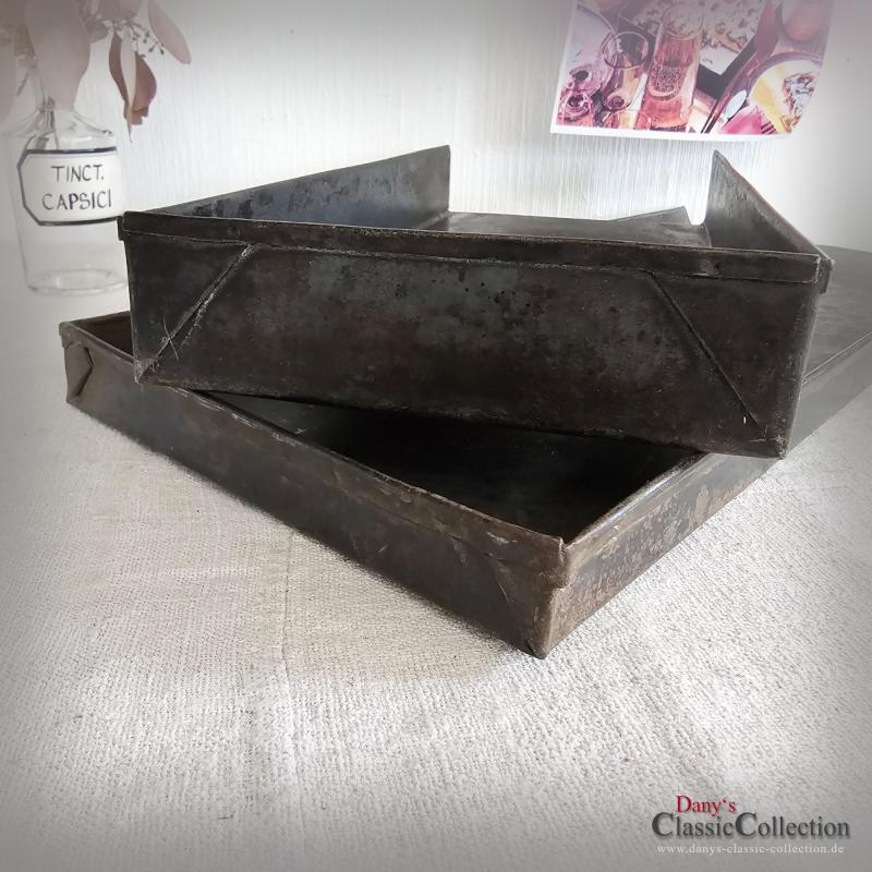 Vintage rectangular baking sheet ~ 17.13