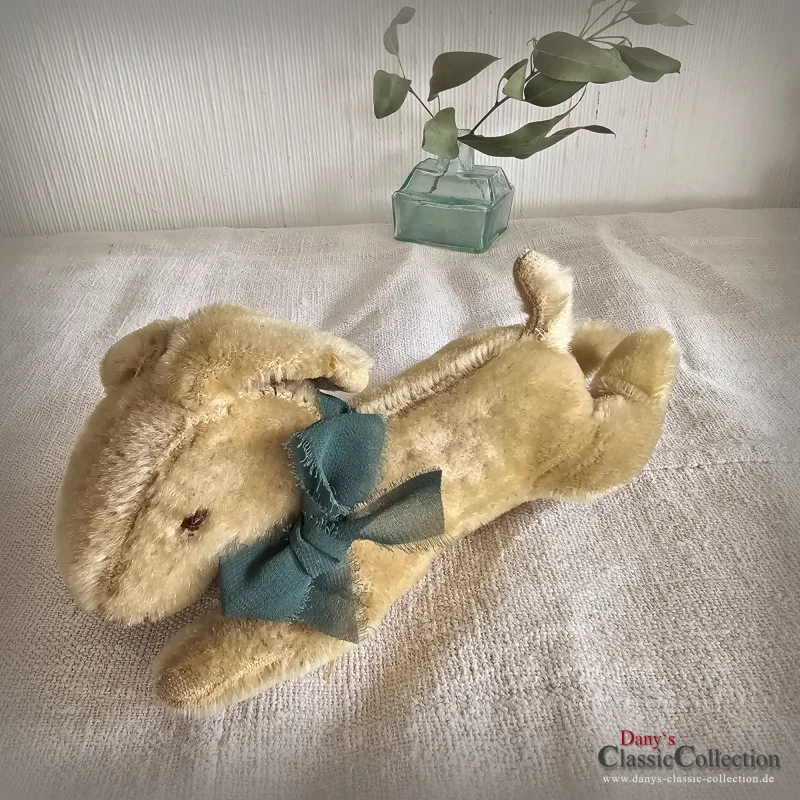 Altes Hasen Stofftier Spielzeug alt Hase Häsin mit Charme Vintage Stoffhase Plüschtier Brocante Sammlerstück