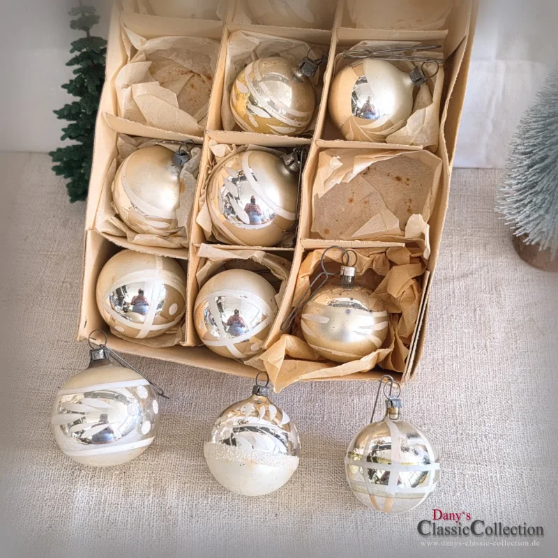 12er Box Christbaumkugeln silber antik Weihnachtskugeln Baumschmuck Nostalgie am Weihnachtsbaum Frohe Weihnachten Baumbehang