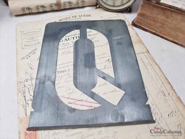 N - O ~ alte Zink Buchstaben Zink Schablonen ~ Zink Monogramme ~ Vintage shabby decoration