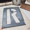 N - O ~ alte Zink Buchstaben Zink Schablonen ~ Zink Monogramme ~ Vintage shabby decoration