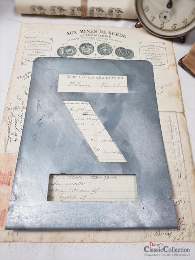 Alte Zink Buchstaben Schablonen ~ Zink Monogramme ~ Vintage shabby decoration