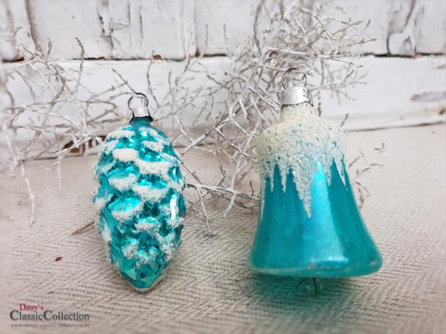 Alter Christbaumschmuck türkis mit Schnee ~ Zapfen & Glocke ~ Weihnachtsbaum ~ Weihnachtsschmuck ~ nostalgische Weihnachten