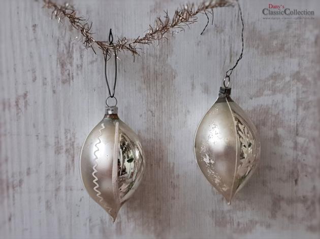 2 silberne Christbaumkugeln ~ Tropfen mit Dekor ~ Vintage Weihnachtsbaum ~ Weihnachtsschmuck ~ nostalgische Weihnachten