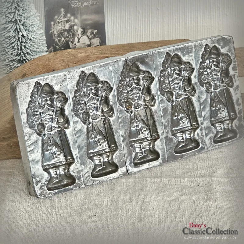 RAR ! Schokoladenform 4 Weihnachtsmänner mit Weihnachtsbaum Rute Spielzeug Santa Claus St. Nikolaus Weihnachtsdeko Sammlerstück
