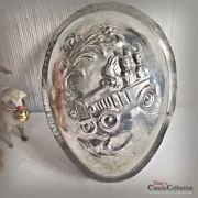 Große Ei Schokoladenform 2-teilig Hasenfamilie im Auto Seltenes Sammlerstück Rarität Oster Deko Vintage Home Dekor