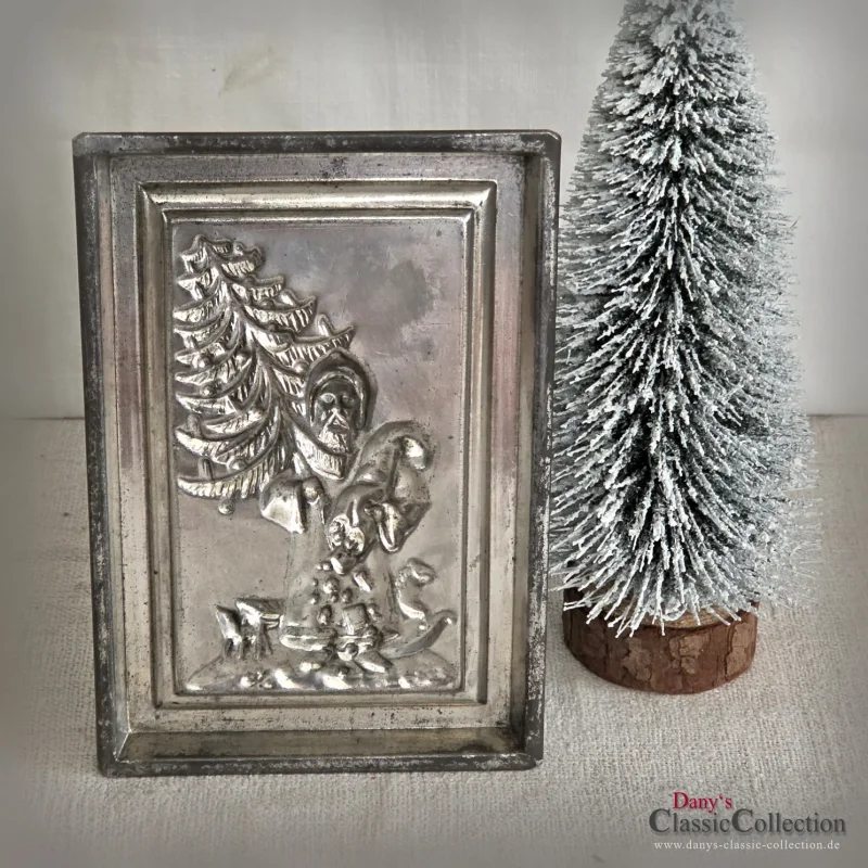 Schokoladentafel Weihnachtsmann mit Geschenken und Baum Anton Reiche 6695 Made in Germany Vintage Schokoladenform Alte Flachform